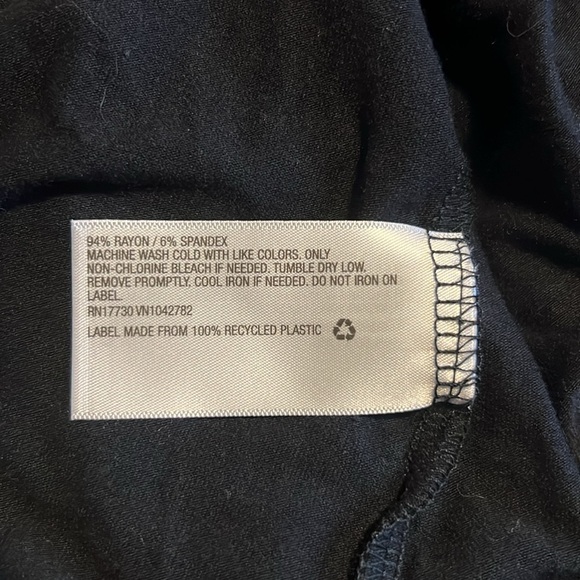 NWT Isabel Maternity By Ingrid & Isabel Long Sleeve Below Knee Dress S20 - Picture 6 of 6